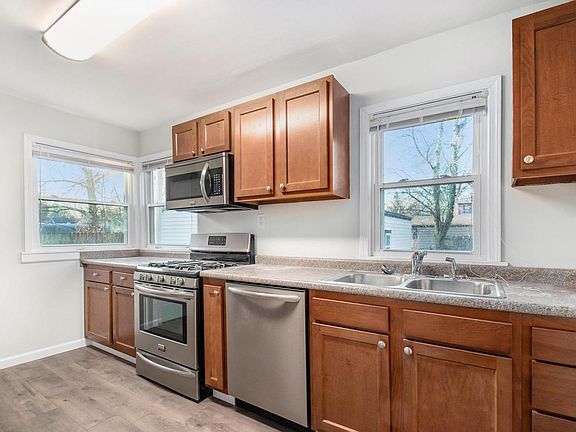 3rd image of 1111 Blyler Pl