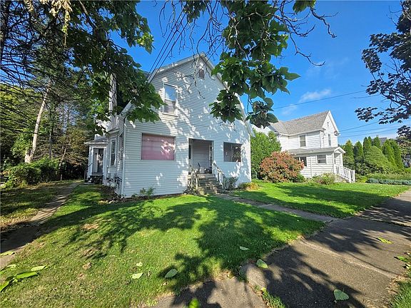 2nd image of 227 Lynwood Ave