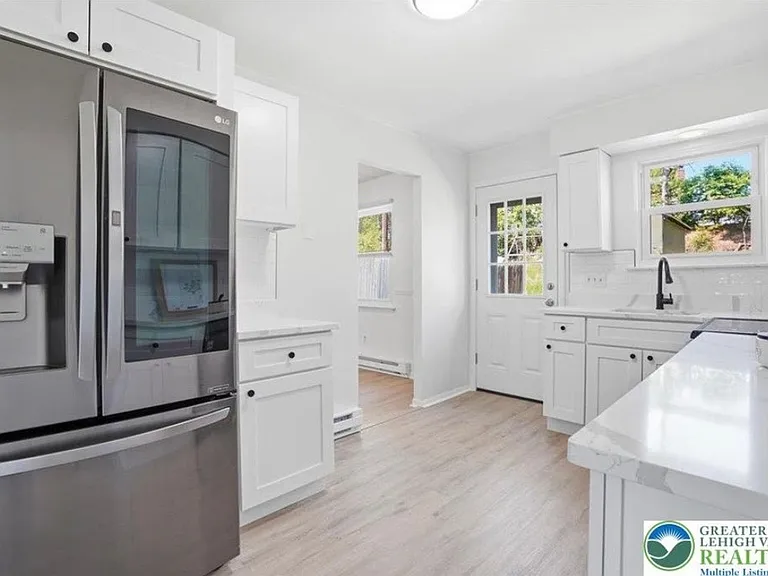 21 Madison Ln — Photo 9