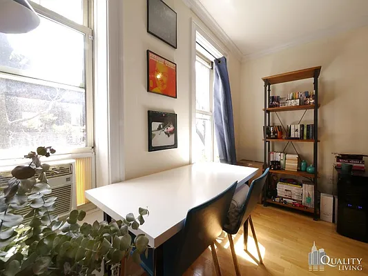 Rented by (Legacy) NY Quality Living Uptown | media 17