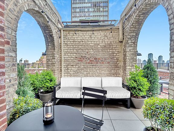 4th image of 865 United Nations Plz Penthouse C