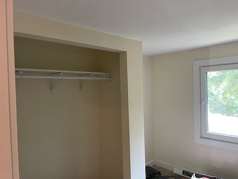 104 College Hl — Photo 12