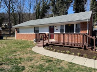 1006 Markham Cir SE, Roanoke, VA 24014