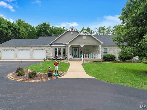 1520 Fenton Hills Rd, Fenton, MO 63026
