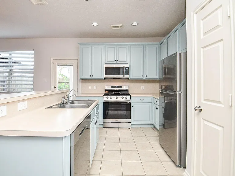 8821 Elm Drake Ln — Photo 7