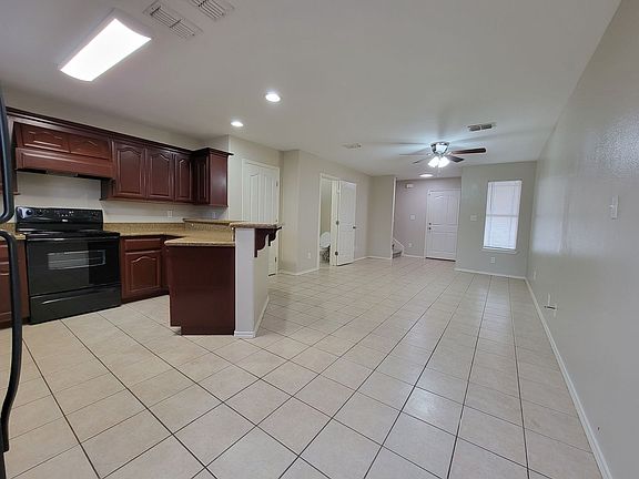 3rd image of 501 E Arroyo Dr #3
