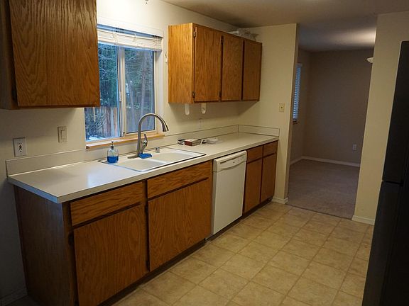 5th image of 11822 24th Pl NE