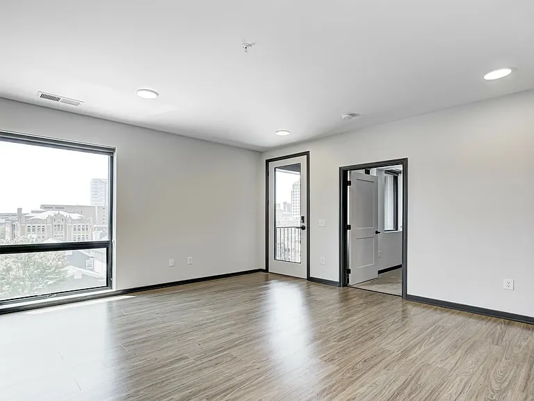 Block 20 — Photo 9