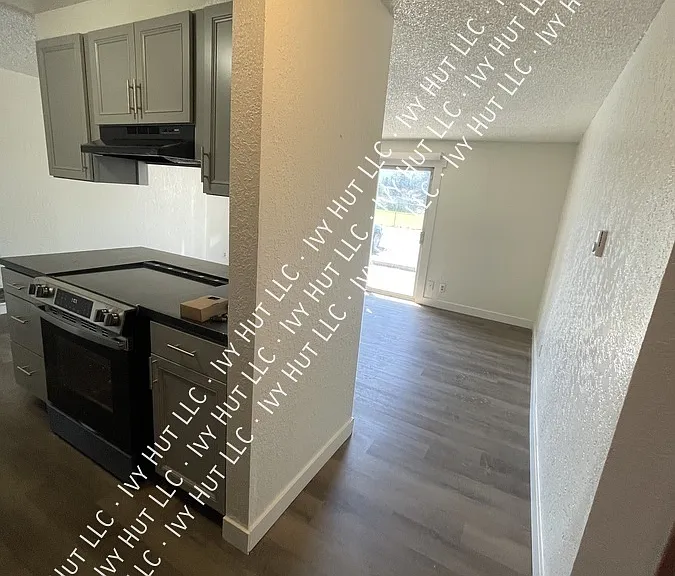 640 Date Ave #3 — Photo 22