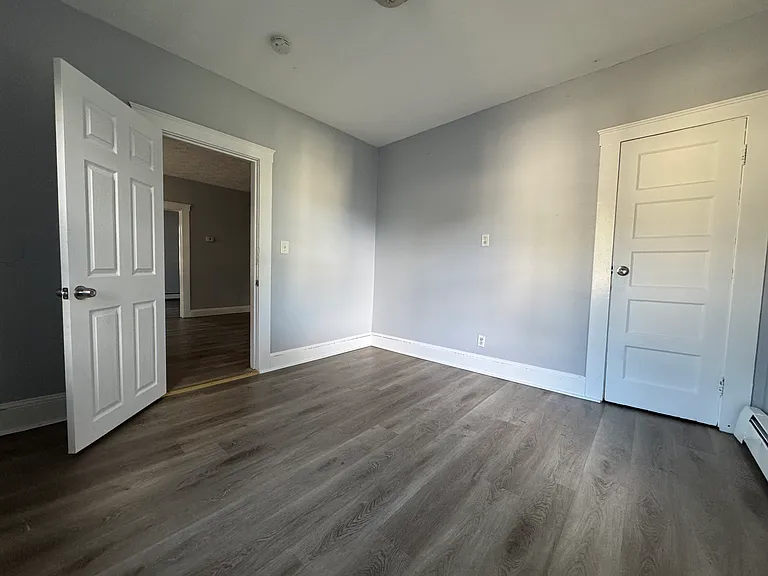 62 Lawlor St #2RB — Photo 11