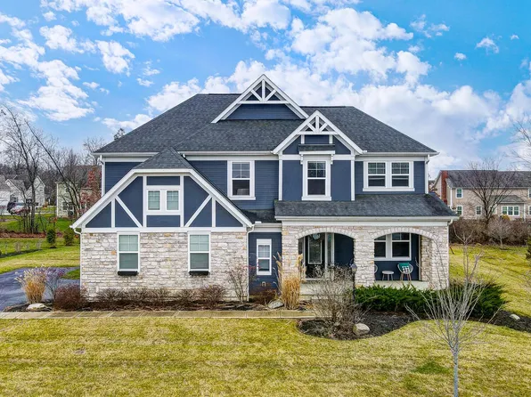 6090 Brookview Manor Dr, Galena, OH 43021
