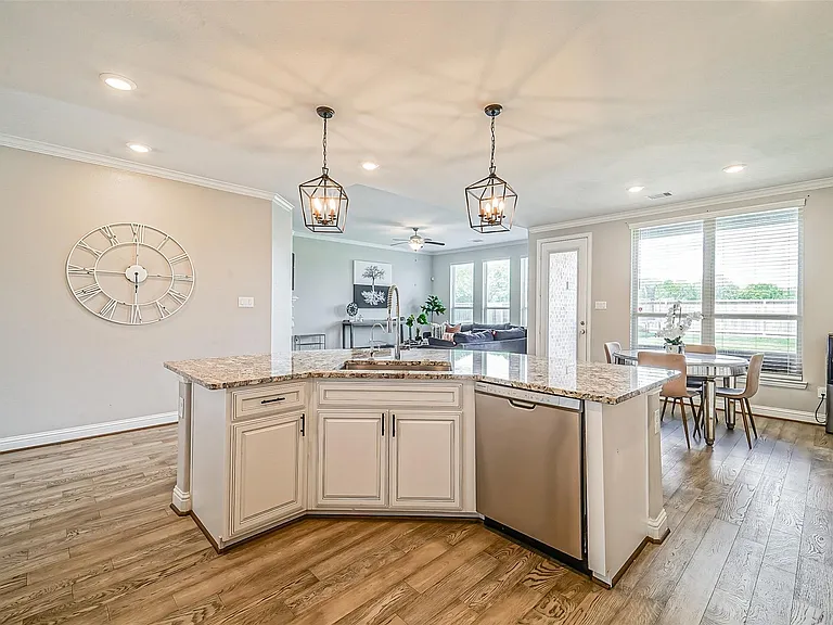 9507 Carson Ln — Photo 16