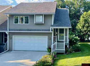 1501 Squirrels Nest Rd, Kasota, MN 56050