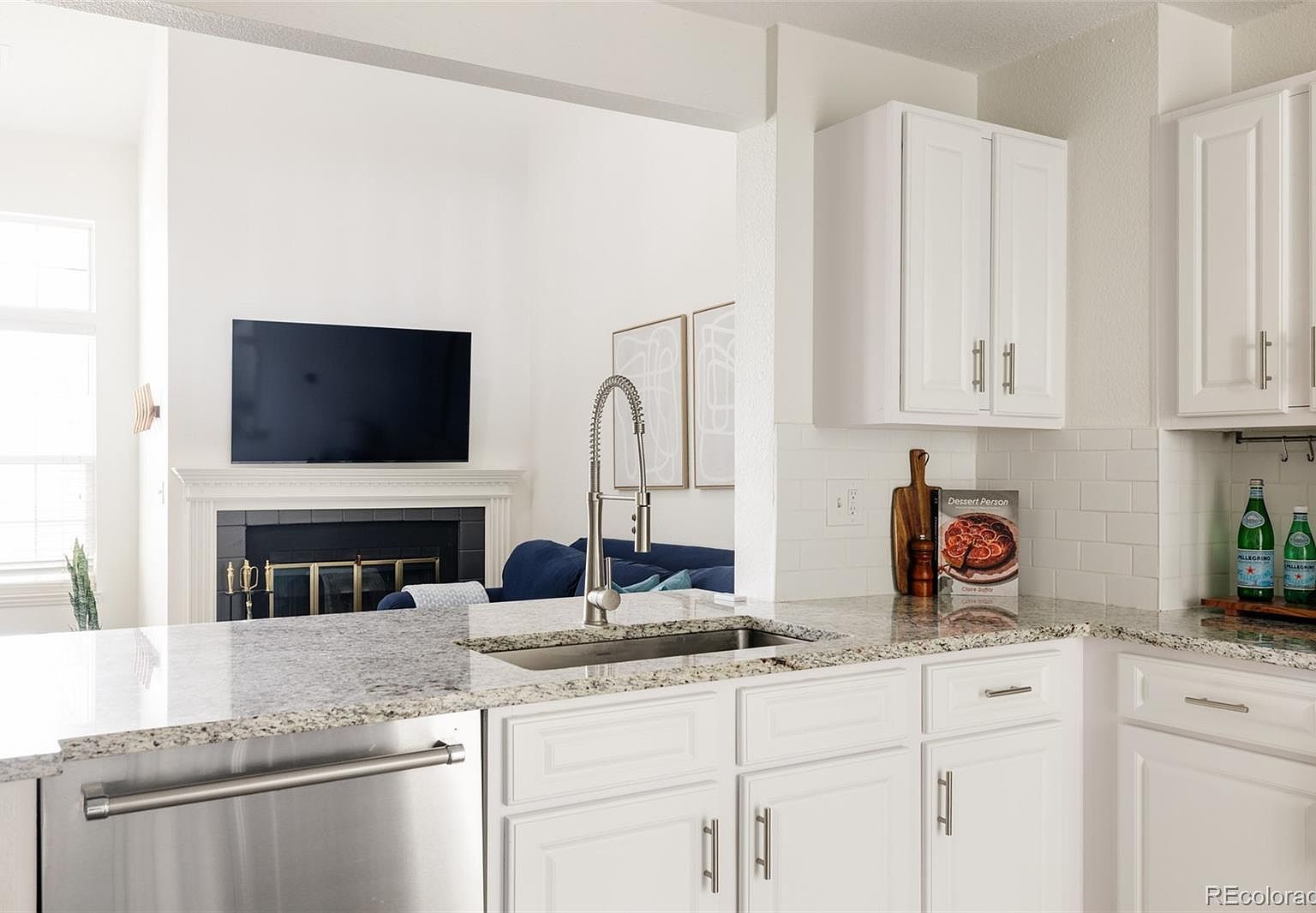 3026 W Prentice Avenue #H