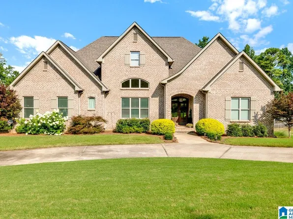 2132 Lakeview Trce, Trussville, AL 35173