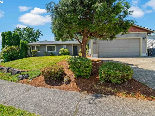 1639 SW 8th Dr, Gresham, OR 97080