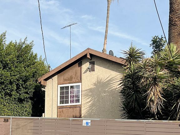 3rd image of 318 Laveta Ter APT 5