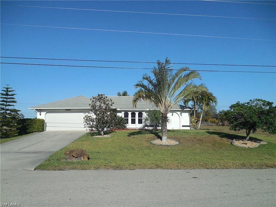 1st image of 1425 NE 4th Pl