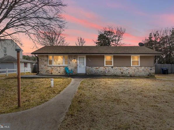 424 Chippewa Trl, Browns Mills, NJ 08015