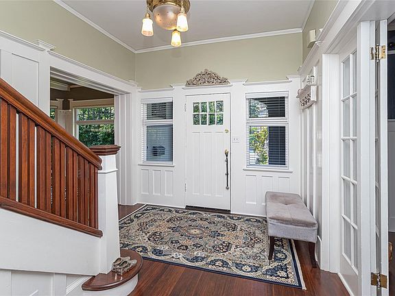 4th image of 875 Richmond Ave