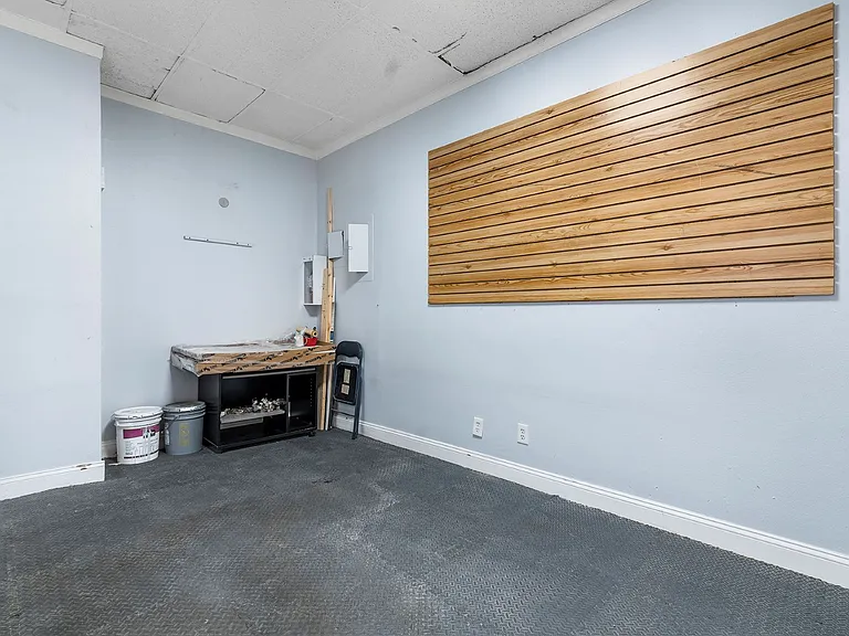 Forest Park Apartments — Photo 43