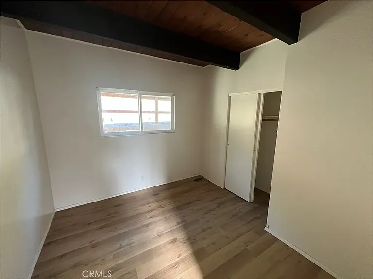809 Virginia Ct — Photo 2