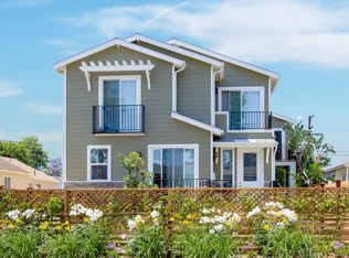 8343 Dunbarton - Short Term Leases Available , Newer*4 Bd*3ba*Townhome*Private Yard*Washer/Dryer*, Los Angeles, CA 90045