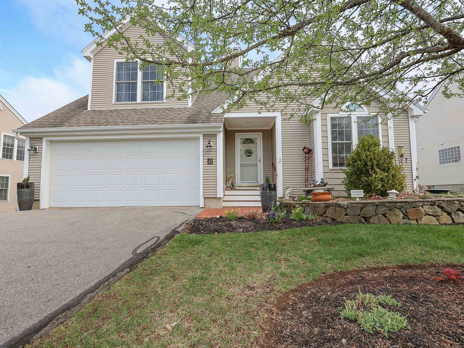 49 Hampton Meadows, Hampton, NH 03842 Zillow