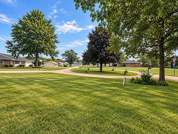2nd image of 30742 Oak Ln