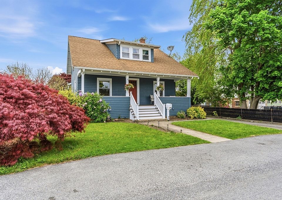 1st image of 48 Thelma Ave