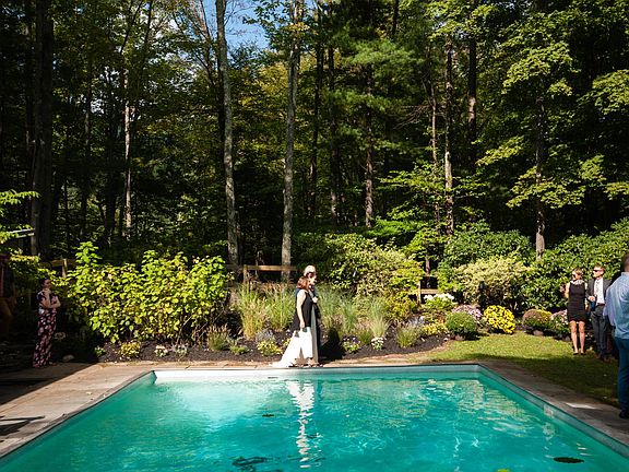 Poolside is such a stunning party location.