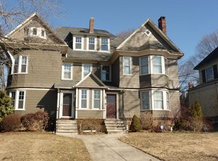 28 Alumni Ave, Providence, RI 02906