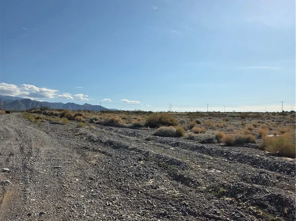 1691 E State St, Pahrump, NV 89048