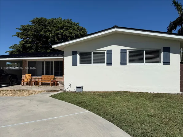 8965 SW 125th Ter, Miami, FL 33176