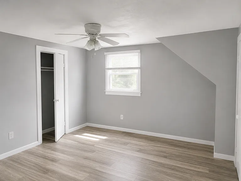 4935 W Legrande Ave — Photo 6