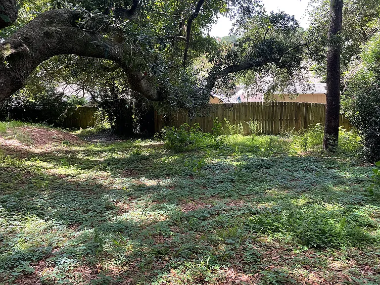 2051 Canewood Ct — Photo 10