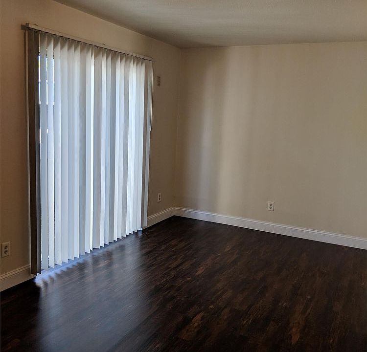 1st image of 2290 Long St APT 15