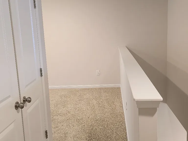 905 Robbie Jackson Ln — Photo 34