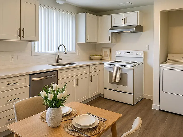 Cherry Creek Apartments — Photo 2