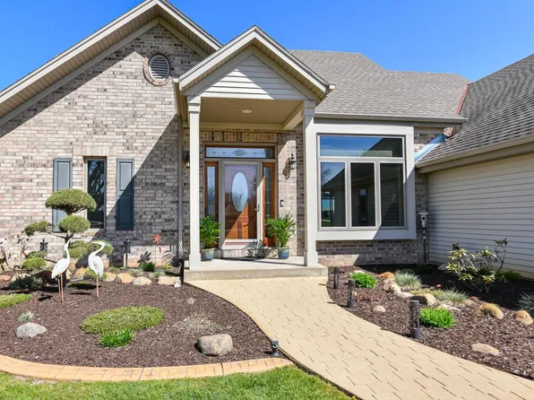 25216 Malchine ROAD, Waterford, WI 53185