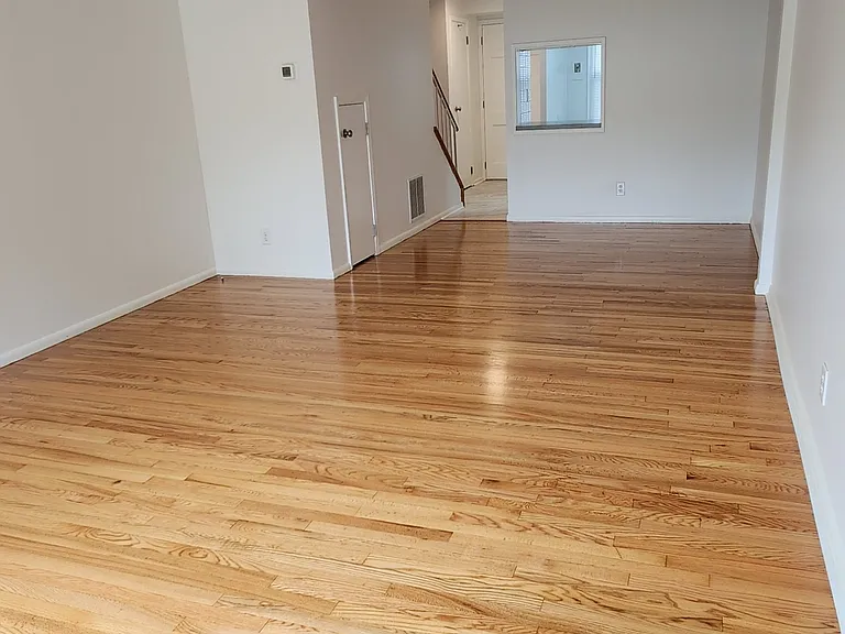 342 Fairmont Ave — Photo 134