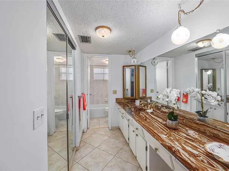 3990 NW 42nd Ave #311 — Photo 9