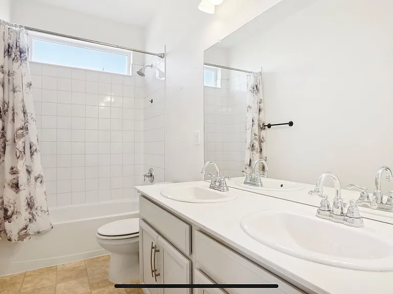 1511 Lake Vista Way — Photo 19