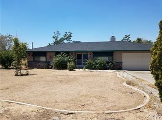 13154 Skiomah Rd, Apple Valley, CA 92308