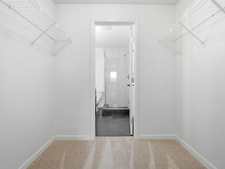 11556 Greenwood Ave N #201 — Photo 11