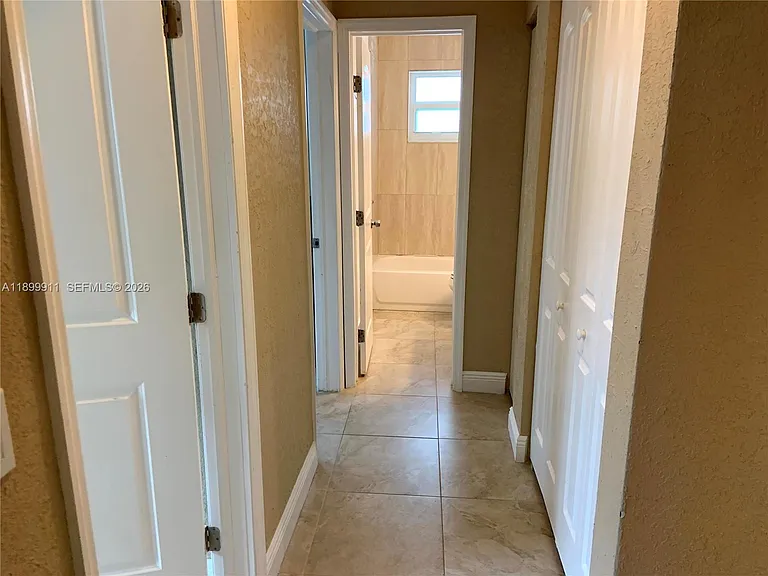 6407 SW 5th St — Photo 35
