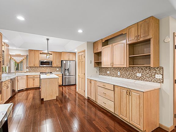 4th image of 7125 Dove Dr