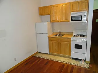 Rented by ONE Manhattan Real Estate