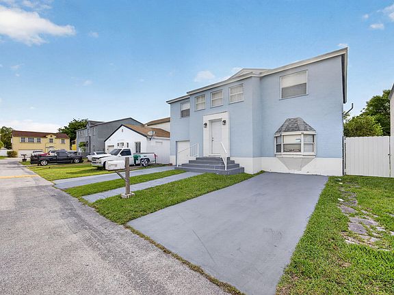 3rd image of 27277 SW 121st Court