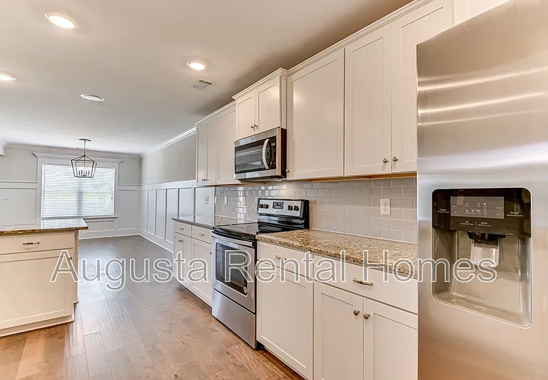 907 Linsmore Ave — Photo 22